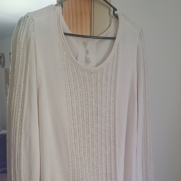 Sweater - Picture 2 of 3